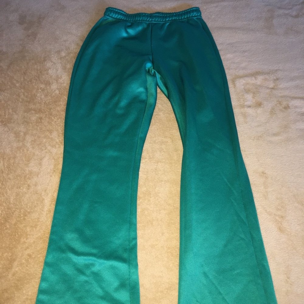 Green bottoms